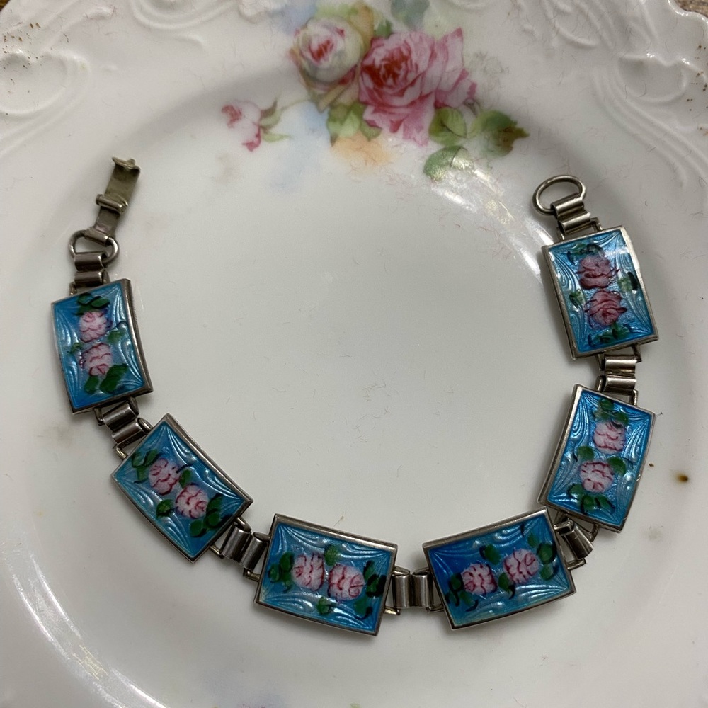 VTG Beautiful Sterling 6 Guilloche Bracelet